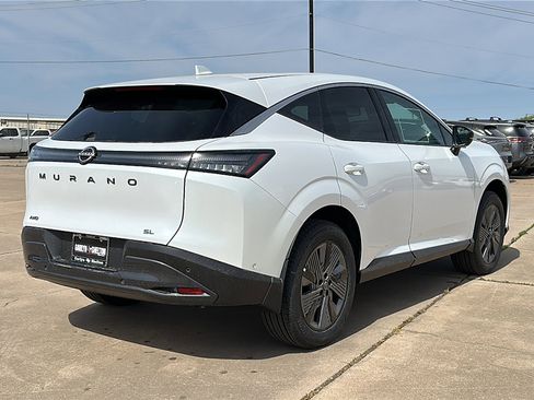 New 2025 Nissan Murano SL image 8