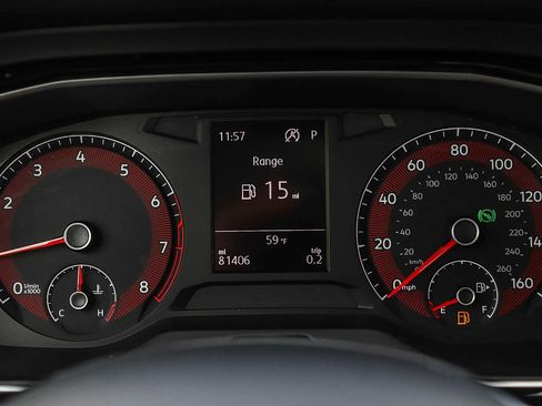 Used 2020 Volkswagen Jetta SE w/ SE Cold Weather Package image 24