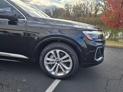 Used 2025 Audi Q7 3.0T Premium Plus image 4