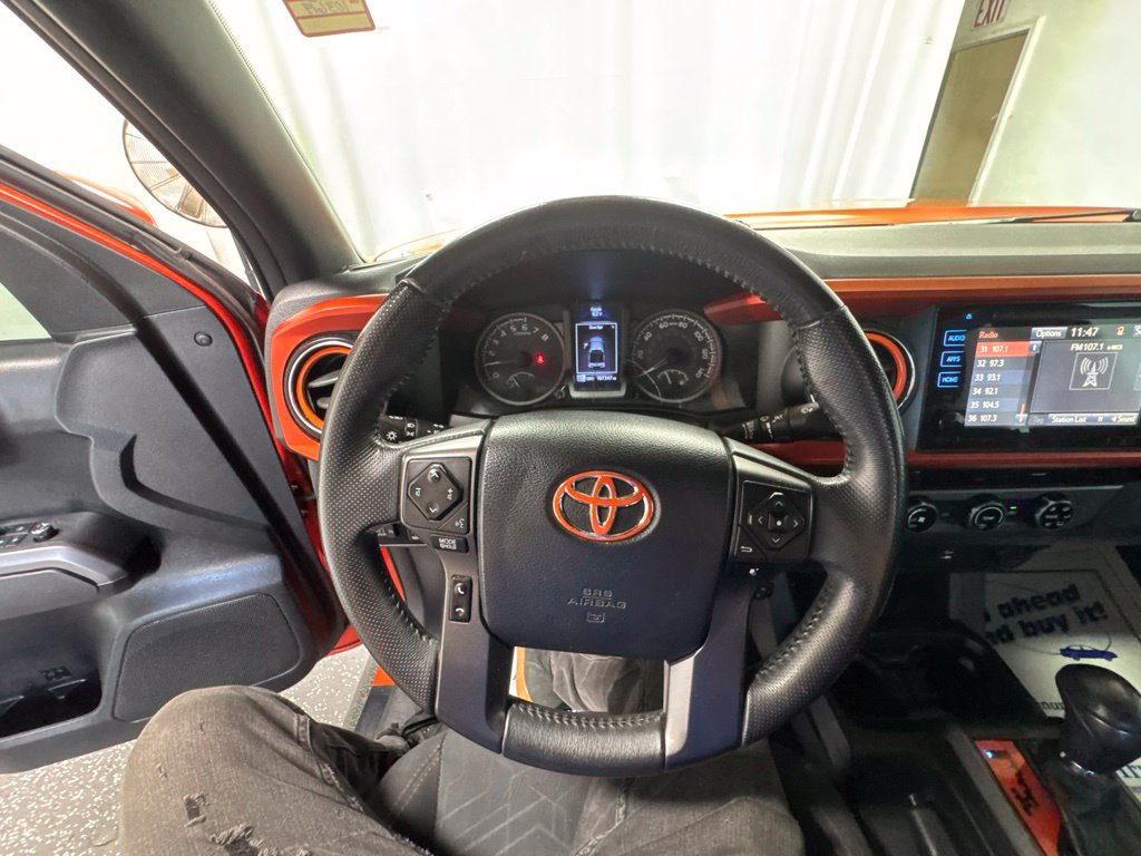Used 2017 Toyota Tacoma TRD Off-Road w/ Tow Package (A/T) AWD/4WD image 23