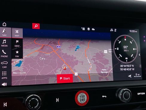 Used 2025 Porsche Macan S image 25