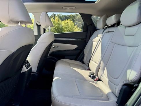 Used 2024 Hyundai Tucson Limited image 28