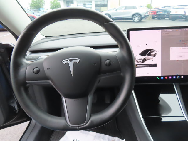 Used 2019 Tesla Model 3 Standard Range Plus RWD image 14