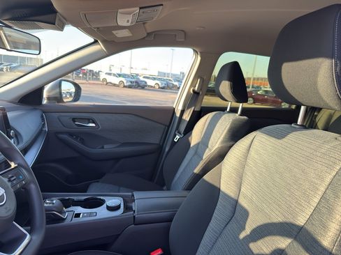 Certified 2023 Nissan Rogue SV image 26