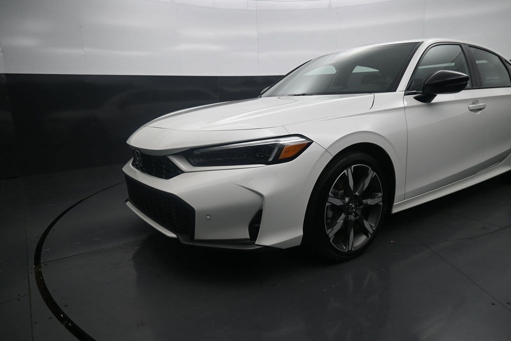 Used 2026 Honda Civic Sport Touring image 9