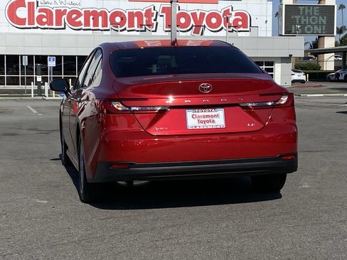 Used 2026 Toyota Camry LE w/ Convenience Package FWD image 41