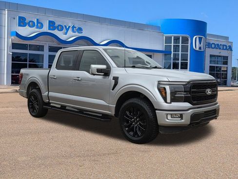 Used 2024 Ford F150 Lariat w/ Equipment Group 502A High AWD/4WD image 3