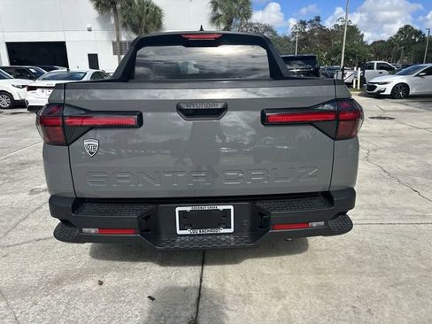 Used 2025 Hyundai Santa Cruz SEL FWD image 14