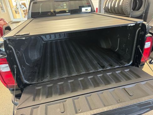 Certified 2026 GMC Canyon Denali w/ LPO, Denali Black Edition AWD/4WD image 8