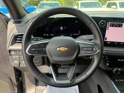 Used 2025 Chevrolet Tahoe LT AWD/4WD image 5