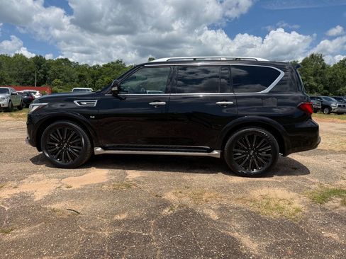 Used 2019 INFINITI QX80 Limited w/ All-Season Package AWD/4WD image 2