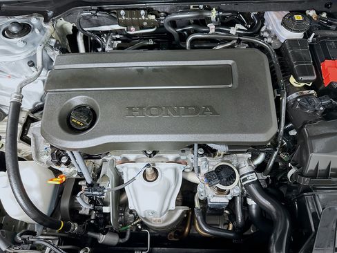 Used 2025 Honda Civic Sport image 29