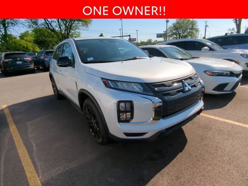Used 2025 Mitsubishi Outlander Sport LE AWD/4WD image 3