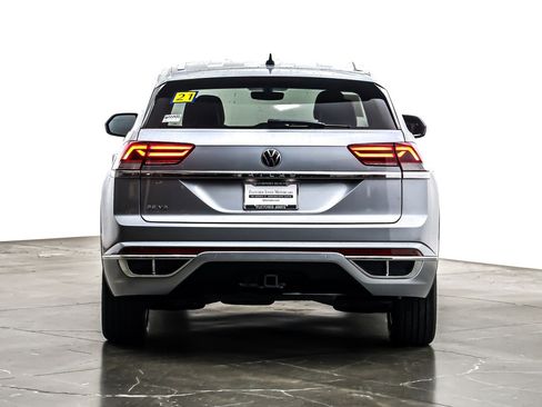 Used 2021 Volkswagen Atlas Cross Sport SE w/ V6 Towing Package image 4