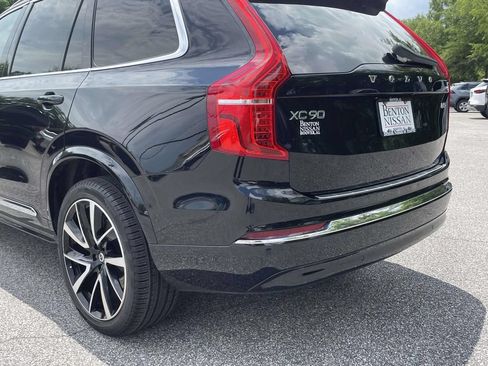 Used 2025 Volvo XC90 B5 Plus w/ Protection Package Premier AWD/4WD image 12