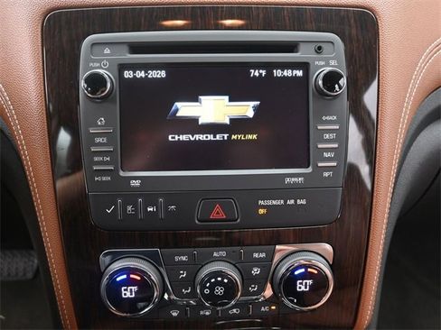 Used 2017 Chevrolet Traverse LT image 19