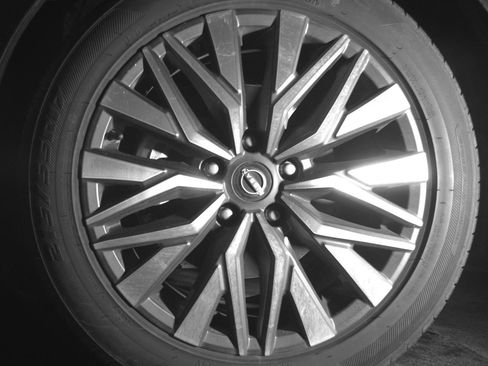 Used 2025 Nissan Altima 2.5 SV image 12