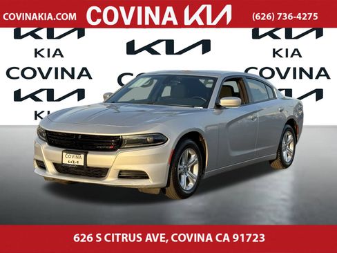 Used 2022 Dodge Charger SXT image 4