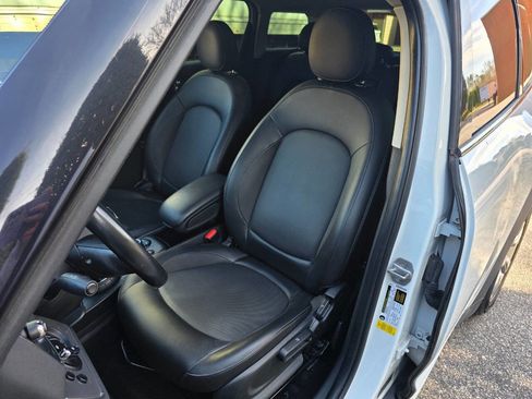 Used 2017 MINI Cooper Countryman image 12
