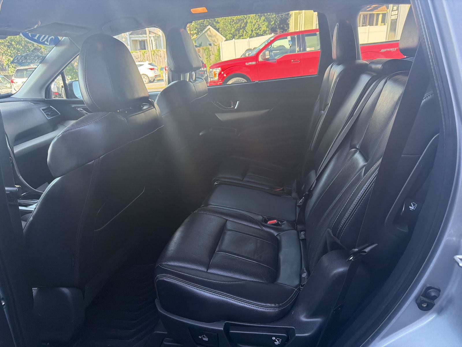Used 2019 Subaru Ascent Limited AWD/4WD image 10