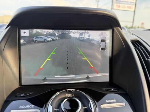 Used 2017 Ford Escape Titanium w/ Equipment Group 301A FWD image 18