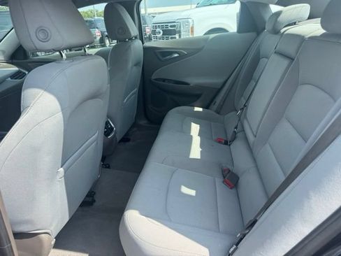 Used 2022 Chevrolet Malibu LT FWD image 25