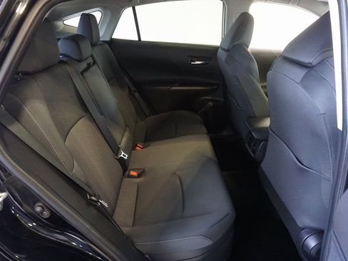 Certified 2022 Toyota Venza LE image 23