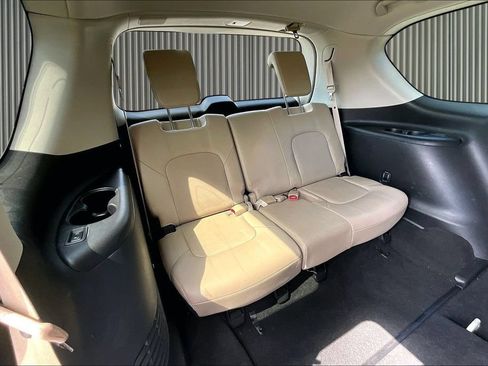 Used 2017 Nissan Armada SL RWD image 29