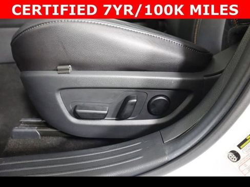 Used 2025 MAZDA CX-50 AWD 2.5 Hybrid w/ Premium Pkg image 19