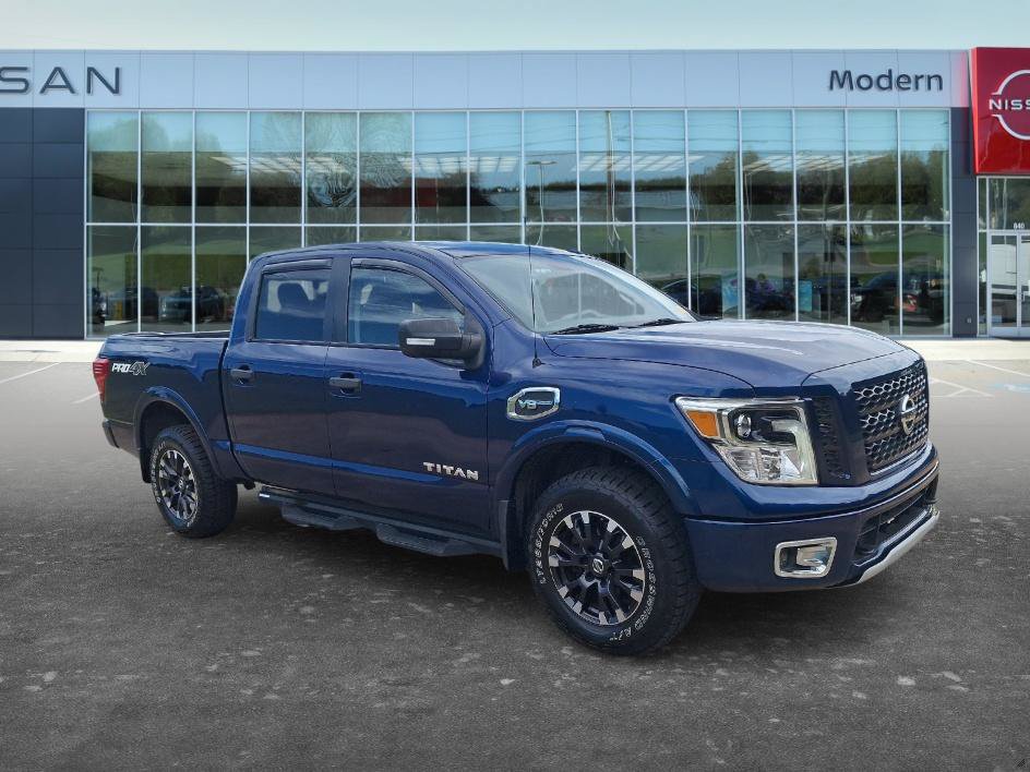 Used 2017 Nissan Titan PRO-4X AWD/4WD image 3