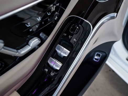 Used 2022 Mercedes-Benz S 500 4MATIC image 31