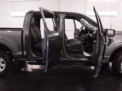 Used 2024 Ford F150 XL w/ Equipment Group 103A High AWD/4WD image 31