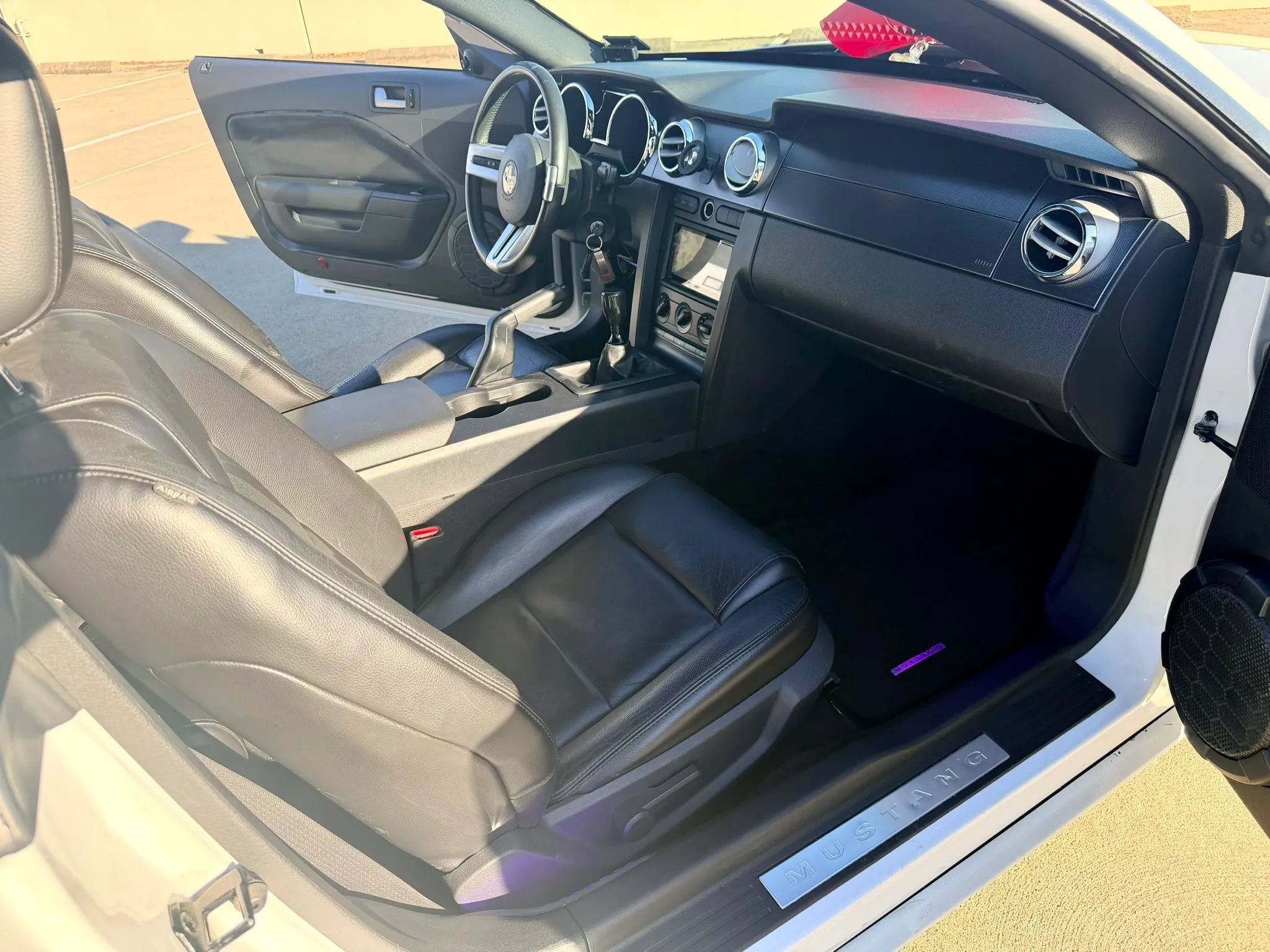 Used 2007 Ford Mustang Premium RWD image 38