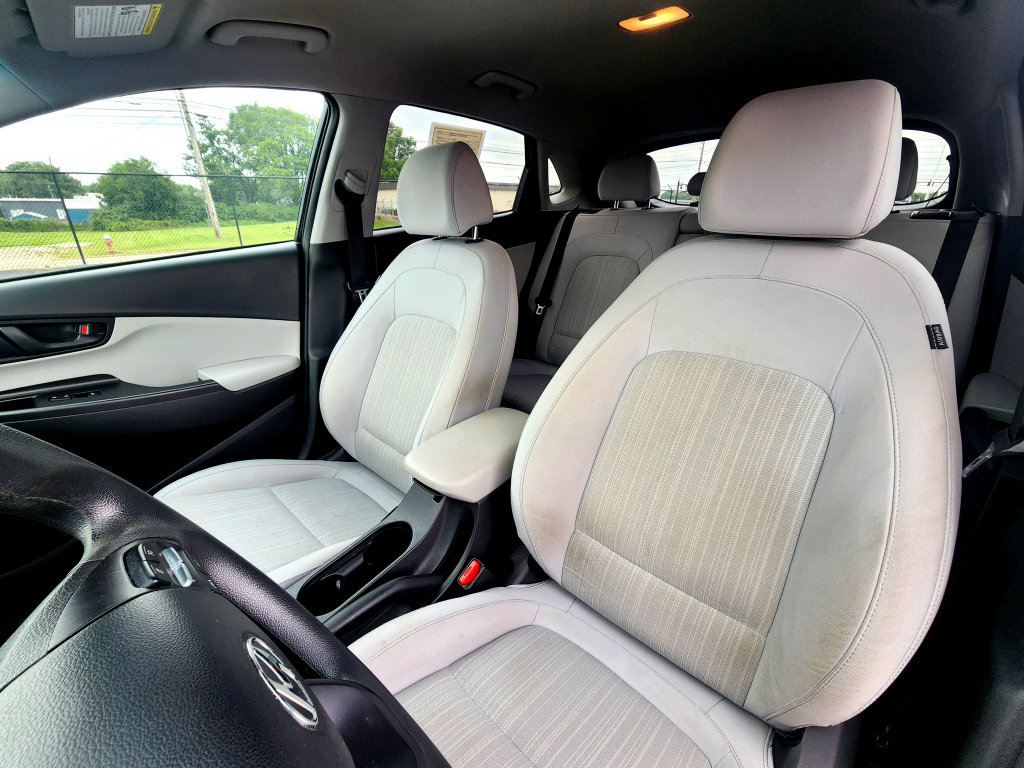 Used 2023 Hyundai Kona SEL w/ Cargo Package FWD image 21