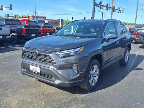 Certified 2025 Toyota RAV4 XLE AWD/4WD image 29
