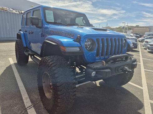 Used 2022 Jeep Wrangler Unlimited Rubicon w/ Xtreme Recon 35" Tire Package AWD/4WD image 3