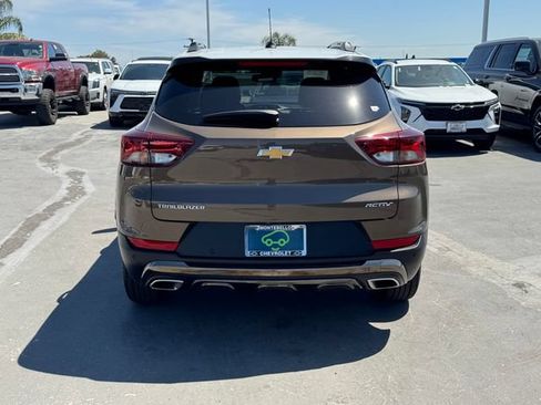 Certified 2021 Chevrolet TrailBlazer ACTIV w/ Technology Package FWD image 4