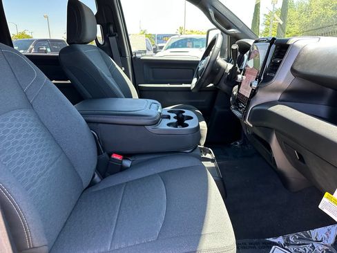 New 2026 RAM 3500 Tradesman AWD/4WD image 17
