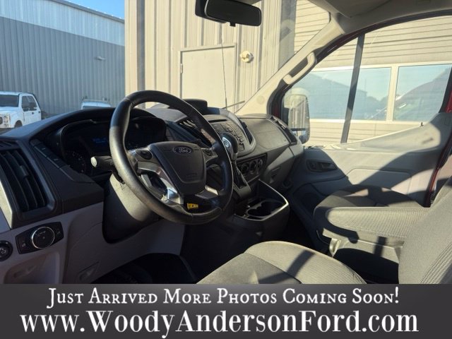 Used 2016 Ford Transit 150 XL RWD image 8