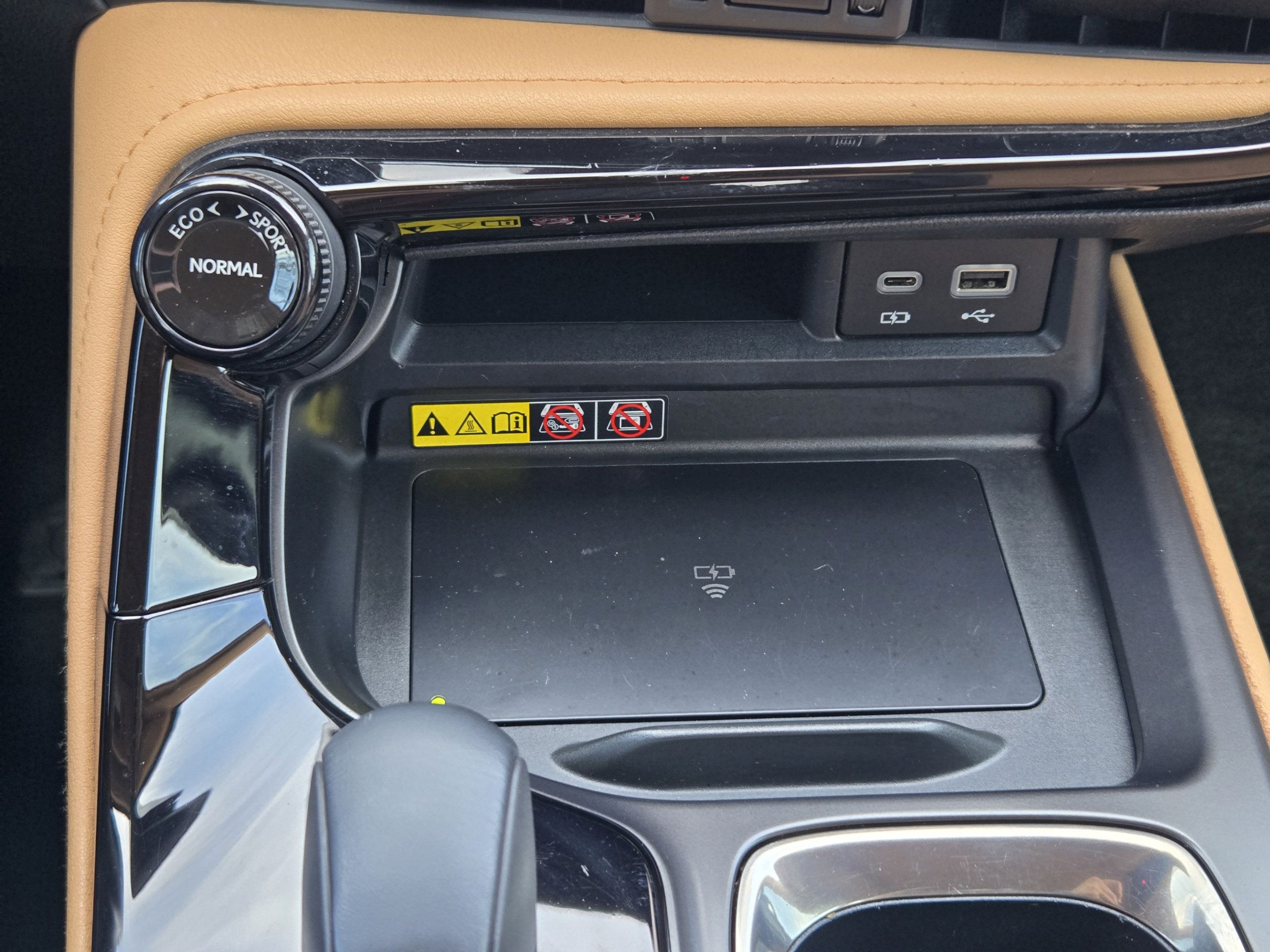 Used 2024 Lexus NX 250 FWD image 16