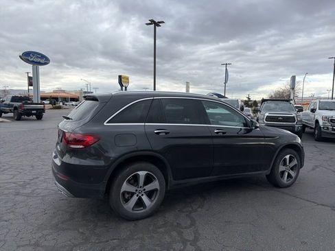 Used 2022 Mercedes-Benz GLC 300 4MATIC image 10
