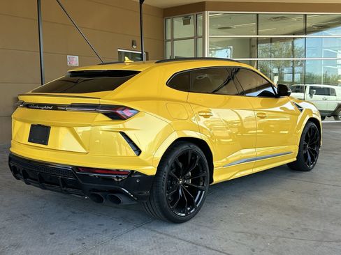 Used 2021 Lamborghini Urus AWD/4WD image 6