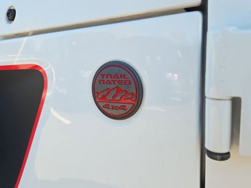 Used 2019 Jeep Wrangler Unlimited Rubicon AWD/4WD image 33