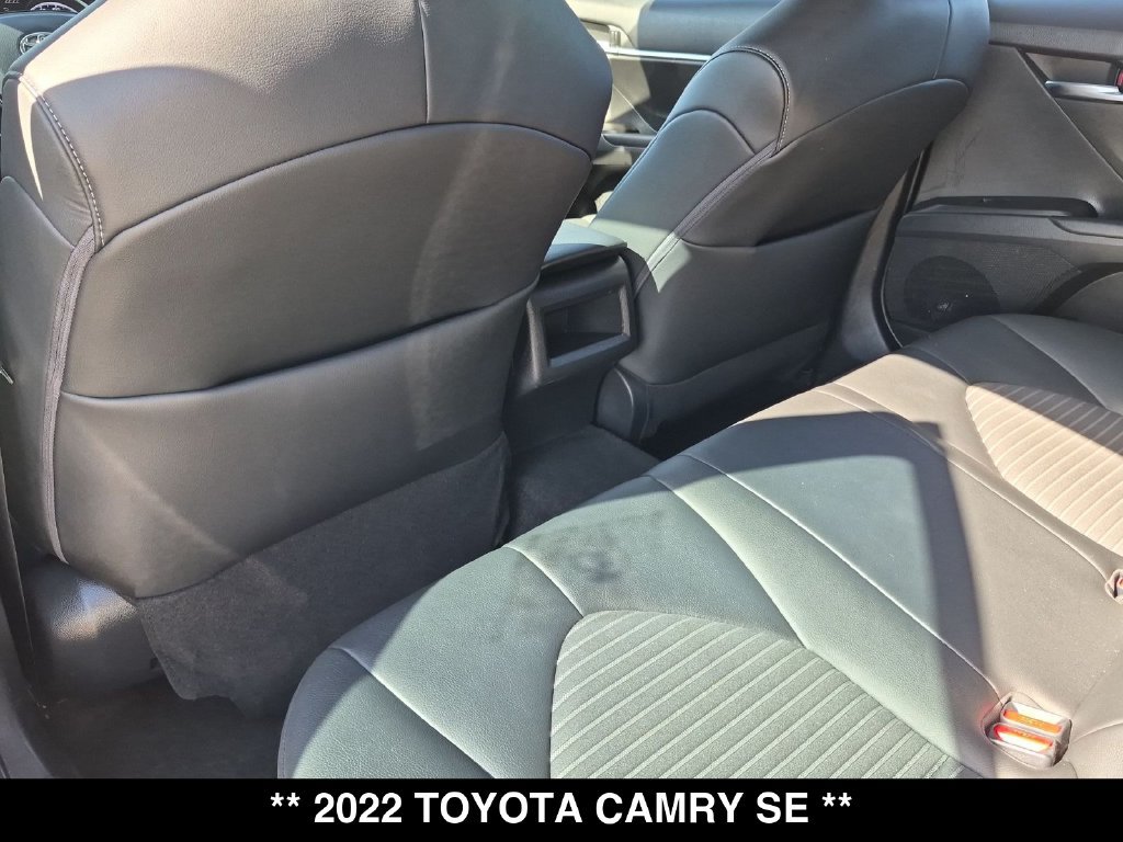 Used 2022 Toyota Camry SE AWD/4WD image 29