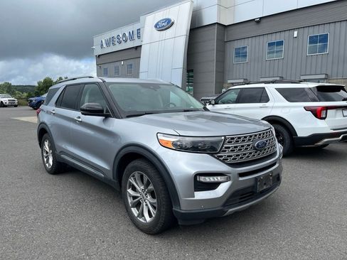 Used 2021 Ford Explorer Limited w/ Equipment Group 301A AWD/4WD image 4
