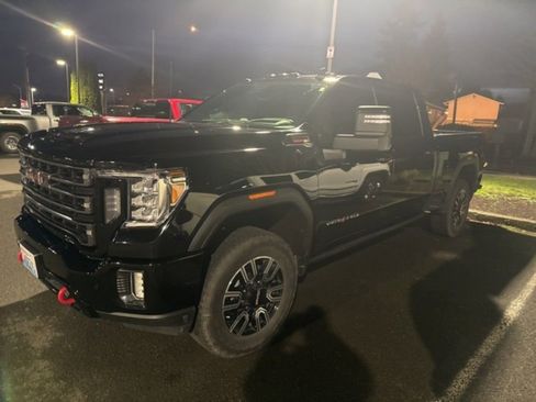 Used 2022 GMC Sierra 2500 AT4 w/ AT4 Premium Plus Package AWD/4WD image 11