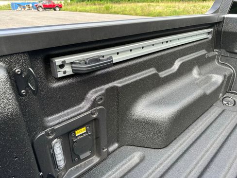 New 2025 Ford Maverick Lobo image 17