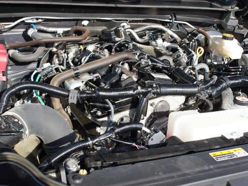 Used 2024 Toyota Tacoma TRD Off-Road image 26