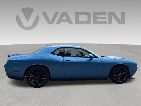 Used 2019 Dodge Challenger R/T Scat Pack RWD image 4