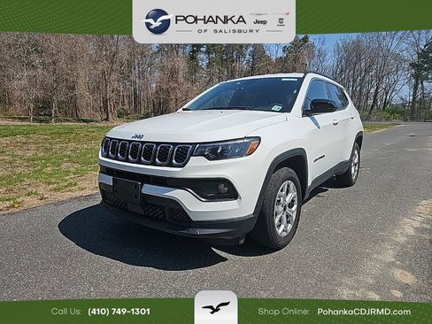 Certified 2025 Jeep Compass Latitude image 1